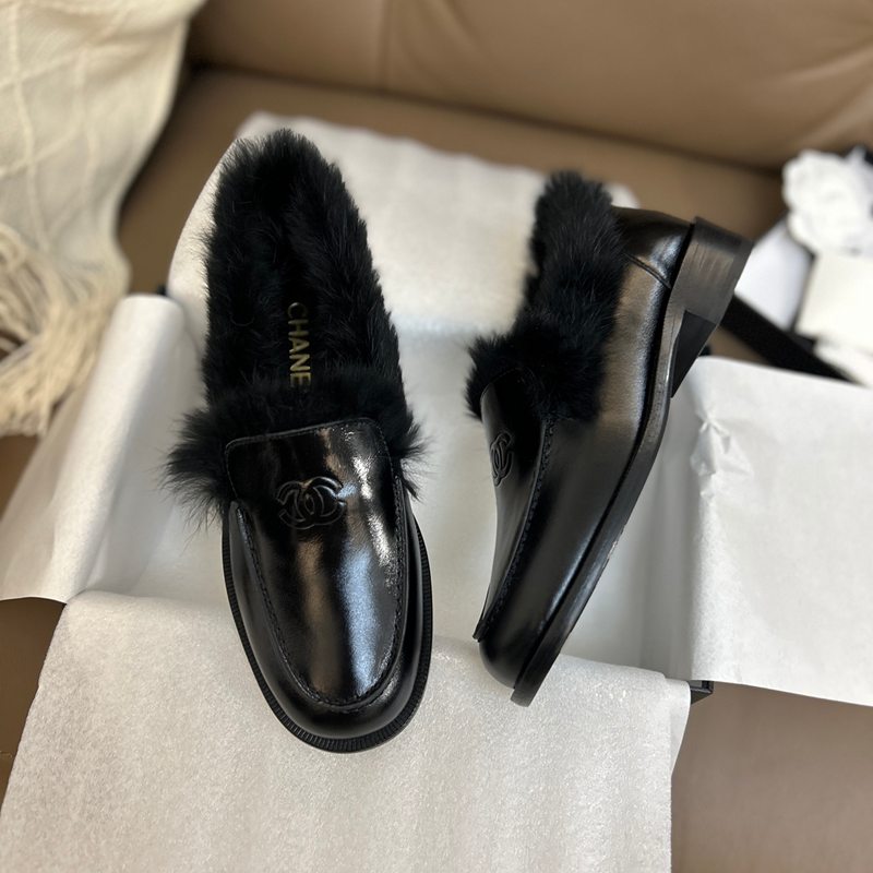 【CHANEL】25nスリッポンレディース