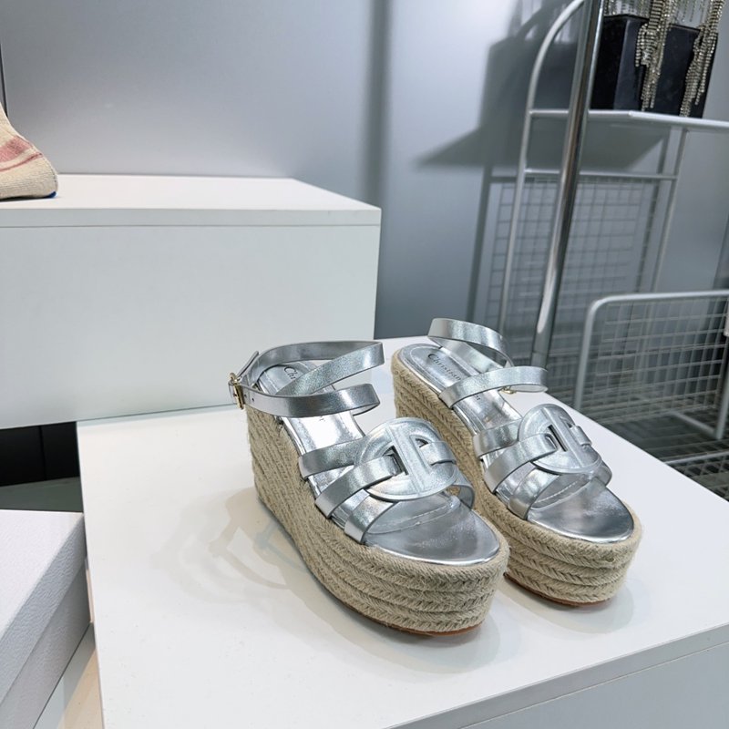 【DIOR】25春夏新作Dクラブサンダルレディース