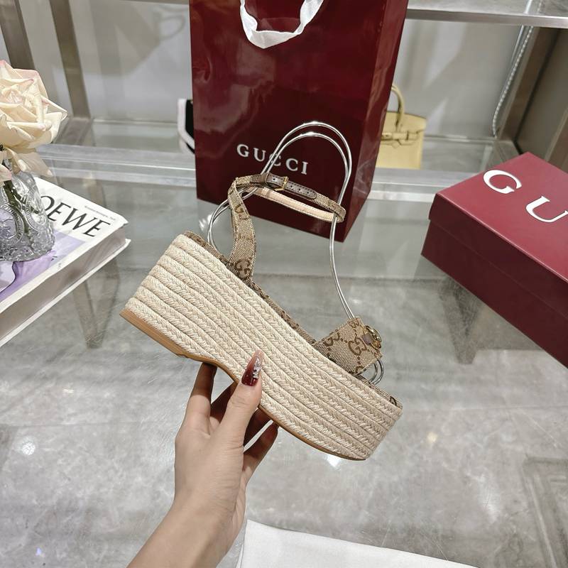 【GUCCI】2026春夏サンダルレディース