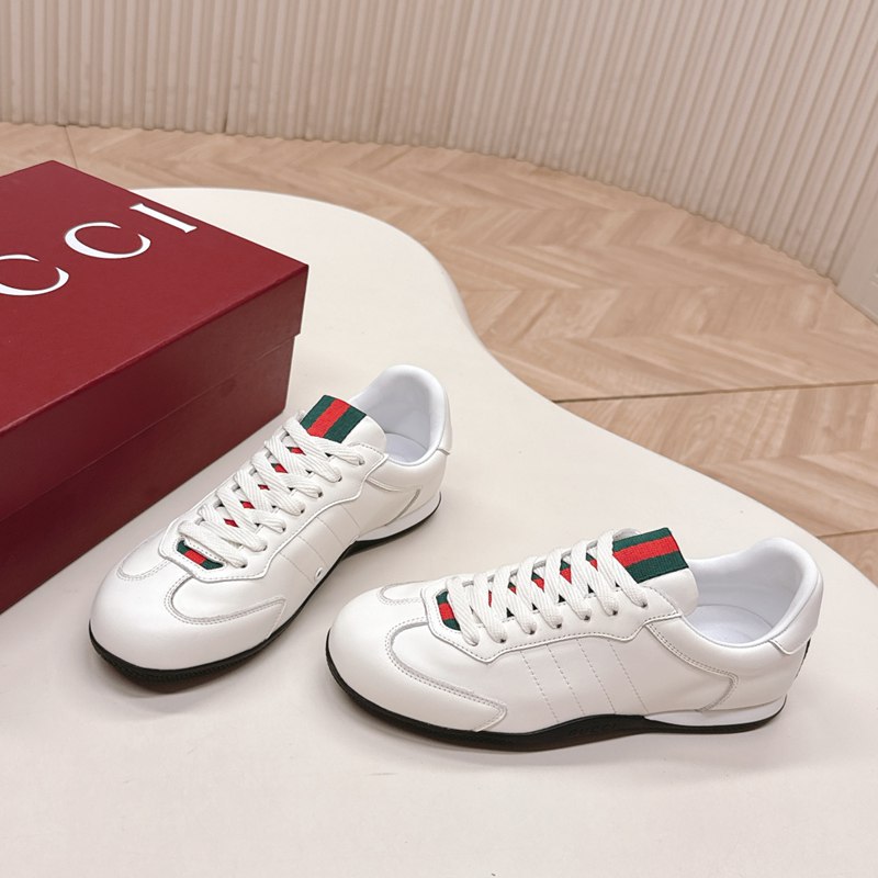 【GUCCI】新作アガサスニーカーメンズレディース