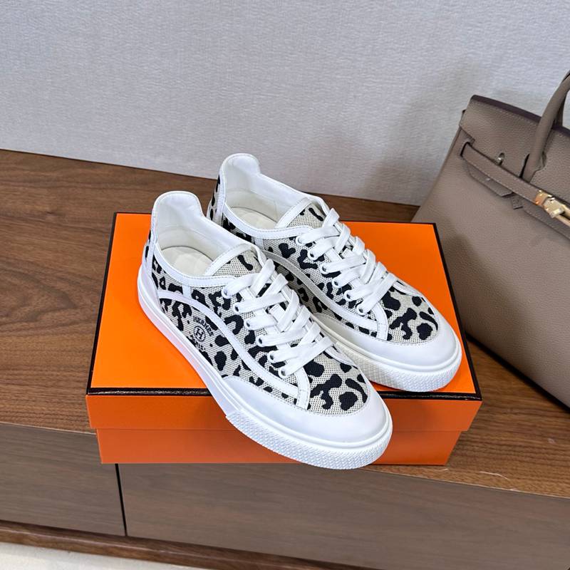 【HERMES】SS24新作スリッポンレザースリッポンメンズレディース