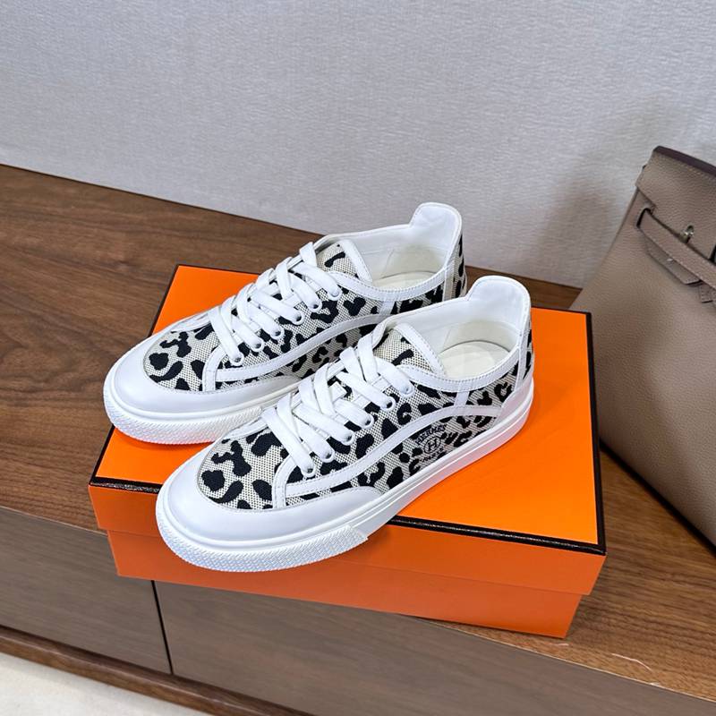 【HERMES】SS24新作スリッポンレザースリッポンメンズレディース