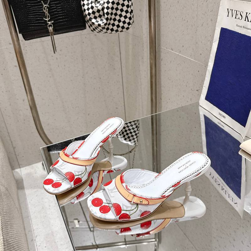 【LOUISVUITTON】SS25村上隆コラボスリッポンキャンバスサンダルレディース