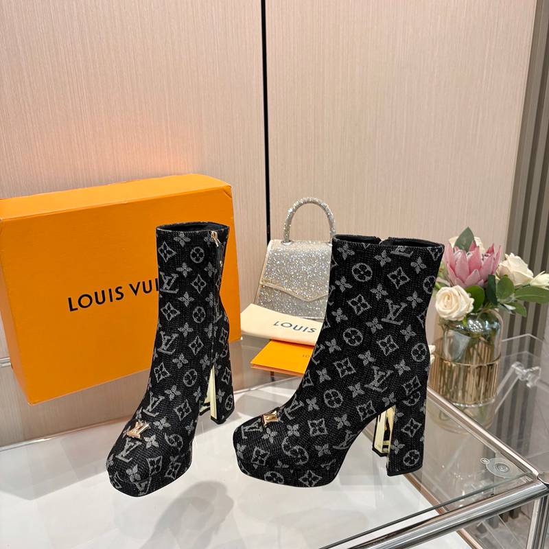 【LOUISVUITTON】ショートブーツ厚底ハイヒールブーツレディース
