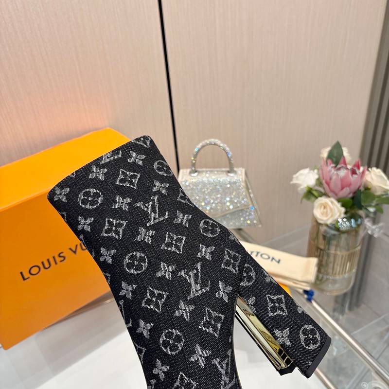 【LOUISVUITTON】ショートブーツ厚底ハイヒールブーツレディース