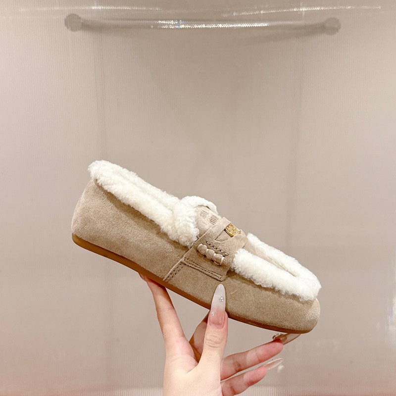 【MIUMIU】ウールローファードライビングシューズレディース