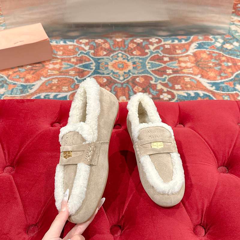【MIUMIU】ウールローファードライビングシューズレディース