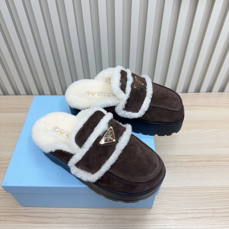 【PRADA】ウールスリッポンレディース
