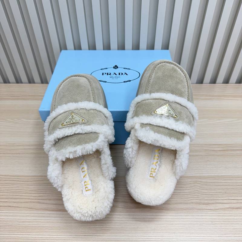 【PRADA】ウールスリッポンレディース