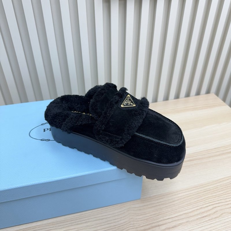 【PRADA】ウールスリッポンレディース