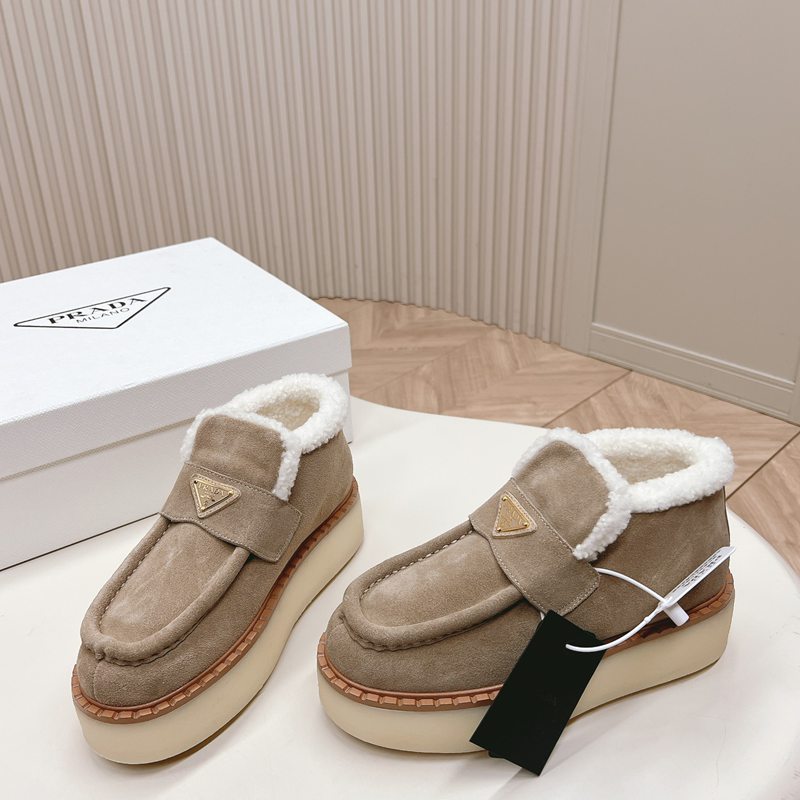 【PRADA】ウールブーツレディース
