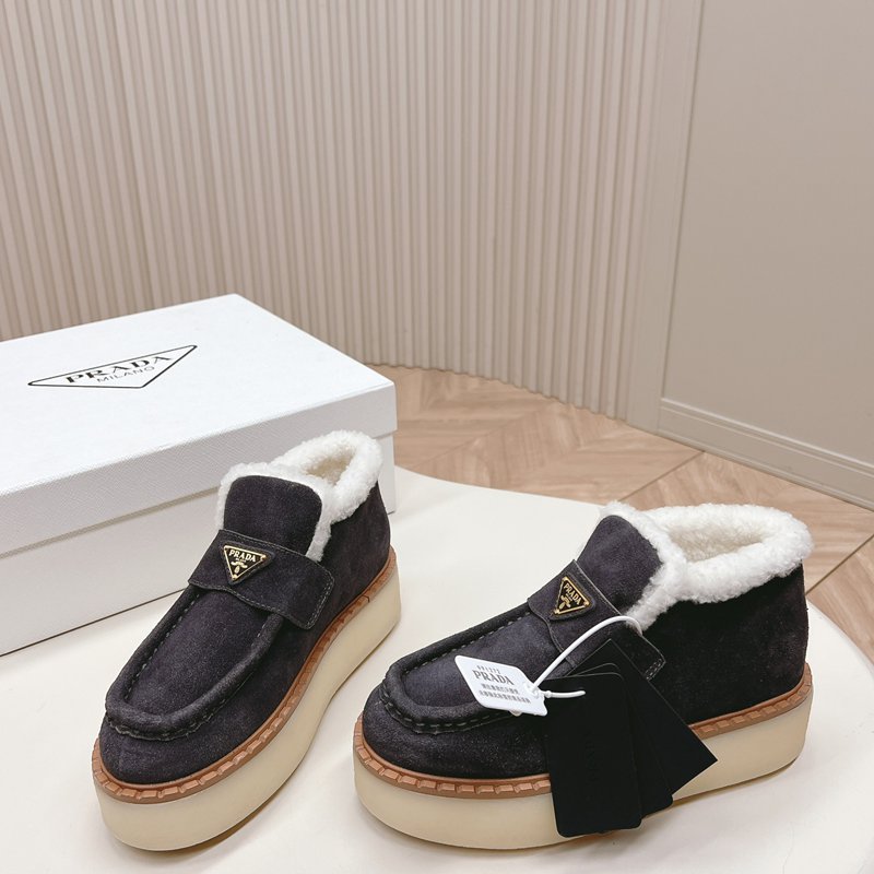 【PRADA】ウールブーツレディース