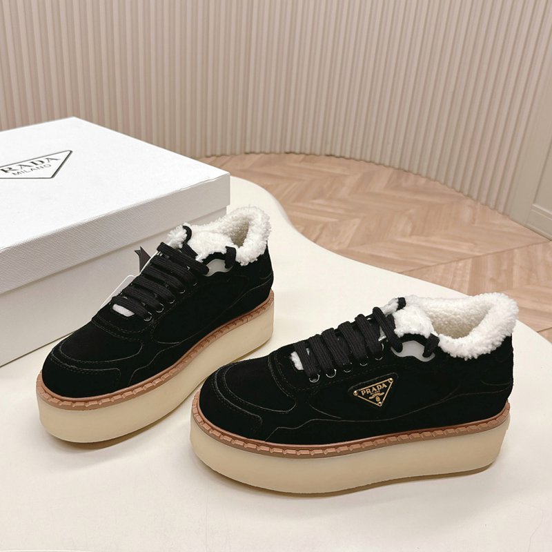 【PRADA】ウールブーツレディース