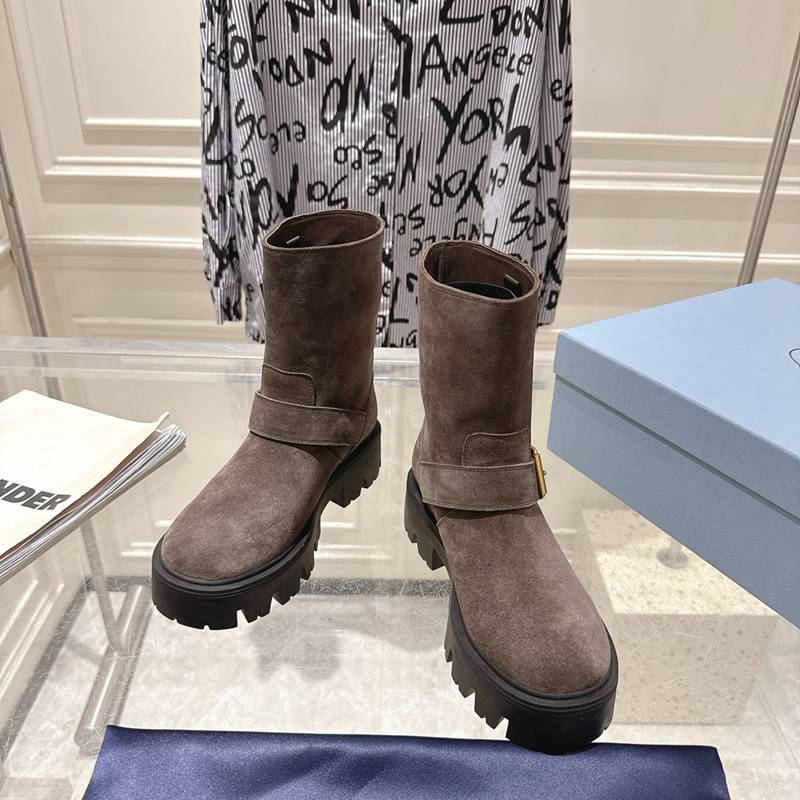 【PRADA】ショートブーツレディース