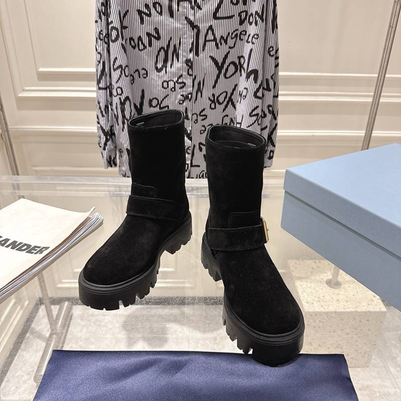 【PRADA】ショートブーツレディース