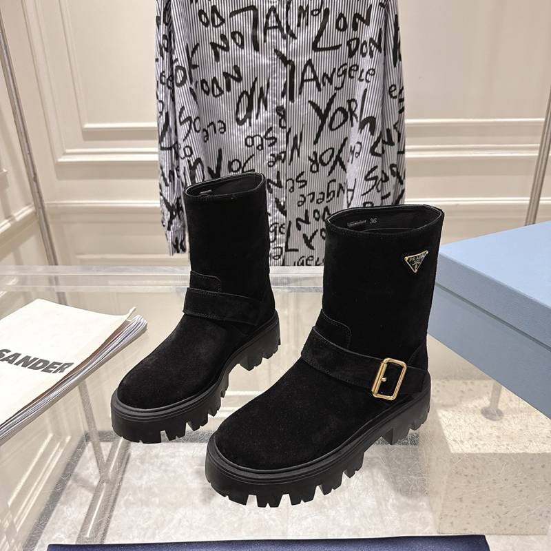 【PRADA】ショートブーツレディース