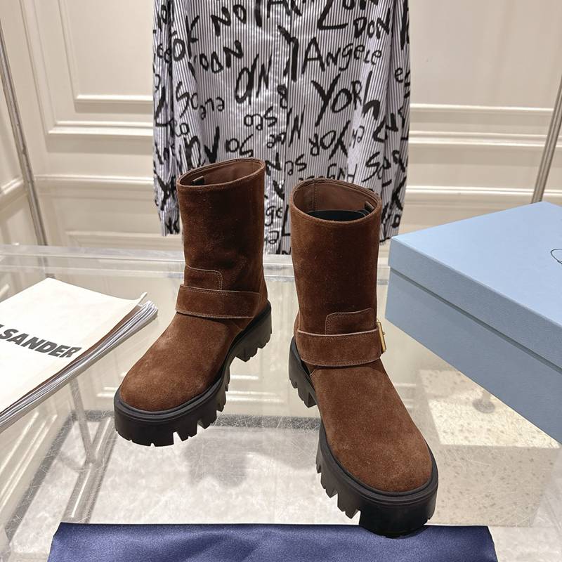 【PRADA】ショートブーツレディース