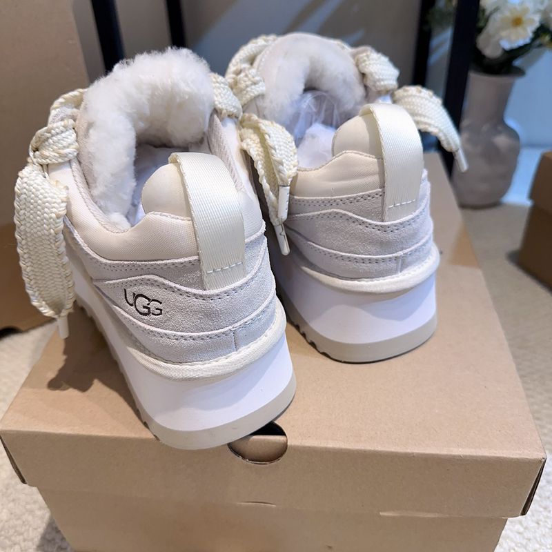 【UGG】厚底ブーツウールブーツレディース