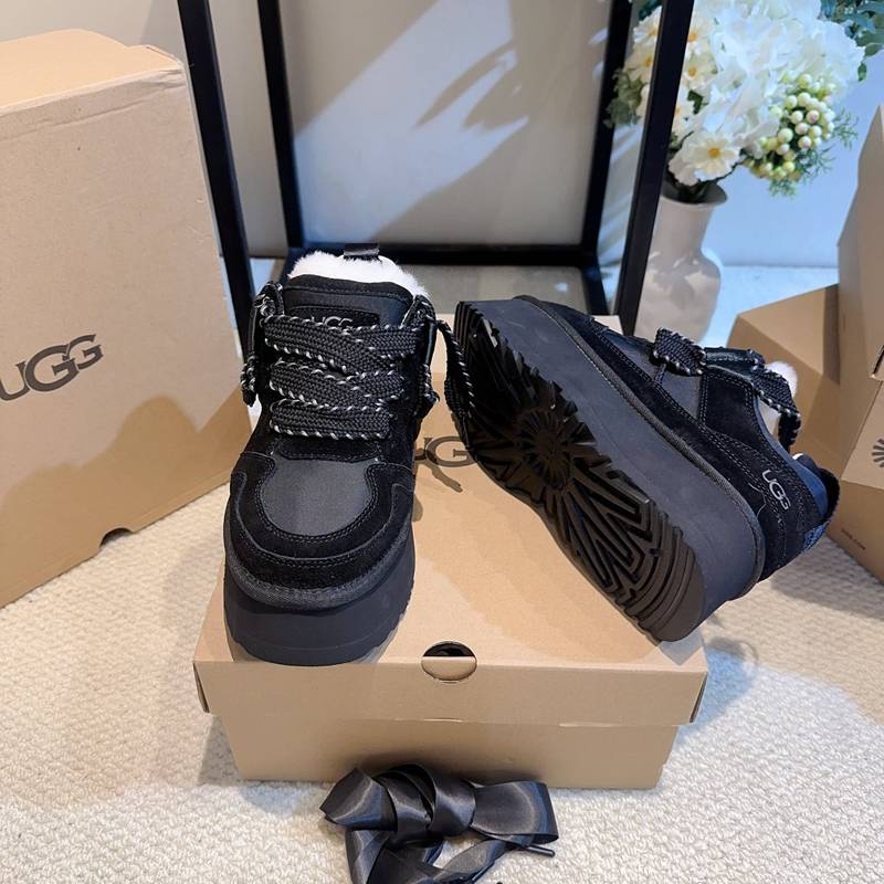 【UGG】厚底ブーツウールブーツレディース