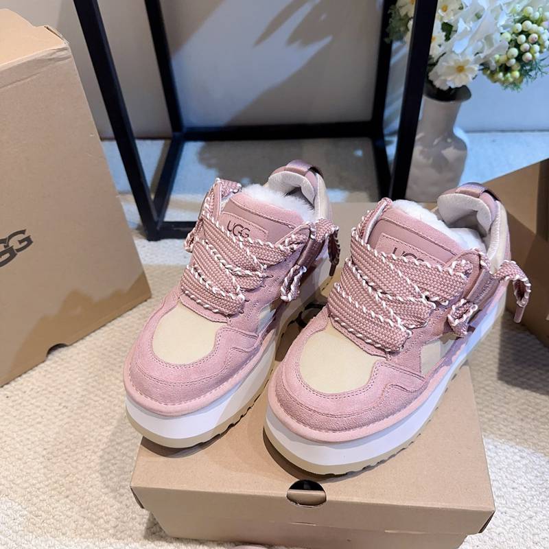 【UGG】厚底ブーツウールブーツレディース