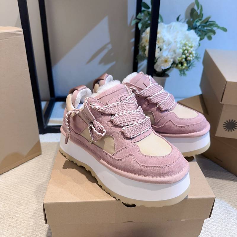 【UGG】厚底ブーツウールブーツレディース