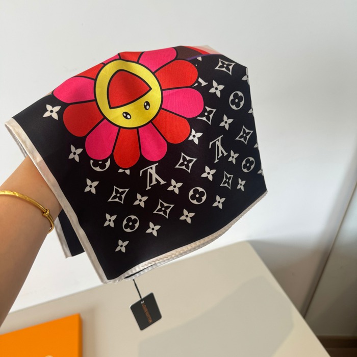 ルイ ヴィトン 新作村上隆コレクションスカーフ 90 x 90cm
