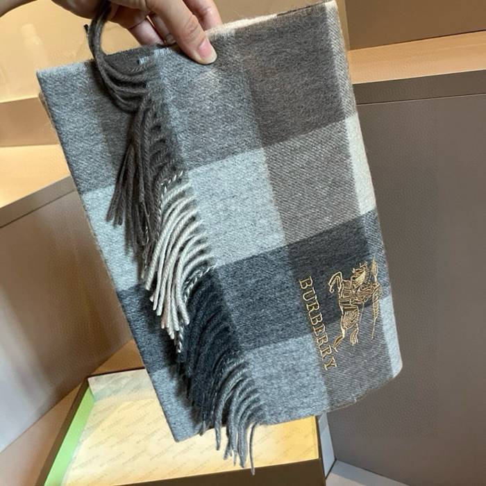 バーバリー 刺繍スカーフ 32x180cm