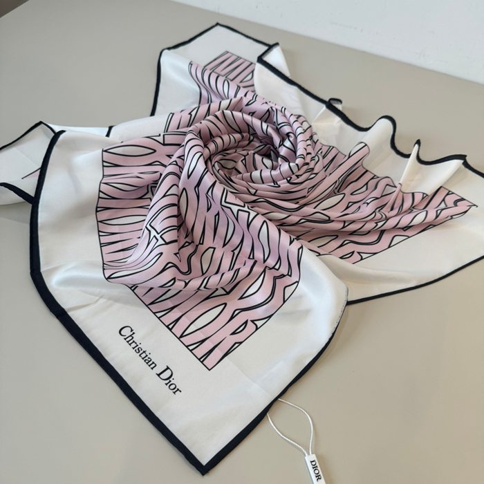 ディオール 新作90cmシルクスカーフ 90x90cm