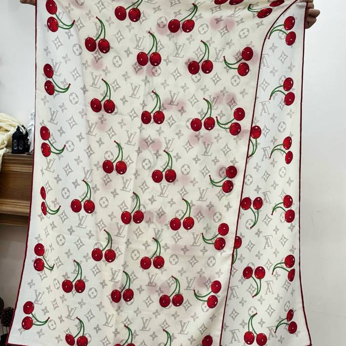 ルイ ヴィトン LV×TMモノグラムチェリー 両面シルクベロア同色スカーフ 60x180cm