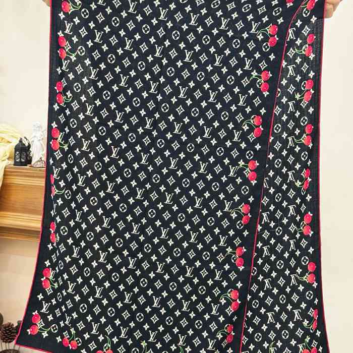 ルイ ヴィトン LV×TMモノグラムチェリー 両面シルクベロア同色スカーフ 60x180cm