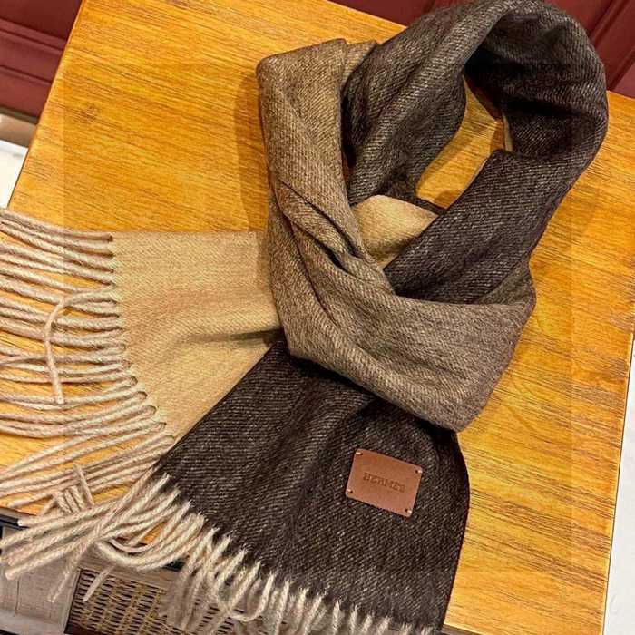エルメス カップル向け。グラデーションカラー。カシミヤ 32x190
