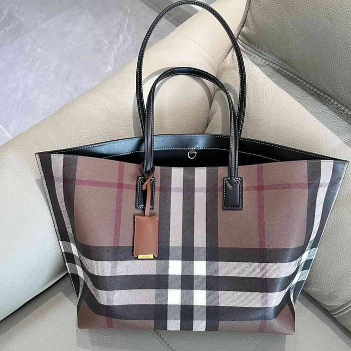 BURBERRY 5031 キャンバス レッド ショルダーバッグ クラシックチェック 34x28x14cm サイズ:34x28x14cm