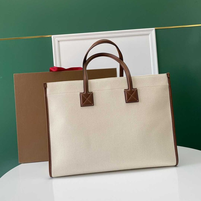 BURBERRY 138160 キャンバス プリント ショルダーバッグ トート 40x30x16cm サイズ:40x30x16cm