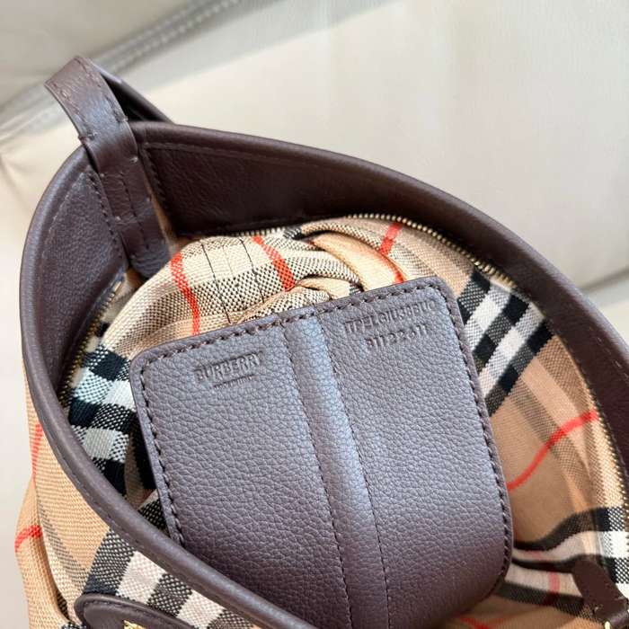 BURBERRY 2261 カーフスキン チェック ショルダーバッグ クラシックチェック 31x28x12cm サイズ:31x28x12cm