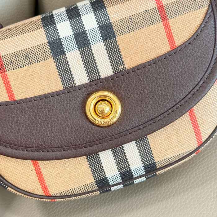 BURBERRY 2401 カーフスキン チェック 斜め掛けバッグ クラシックチェック 19x11cm サイズ:19x11cm