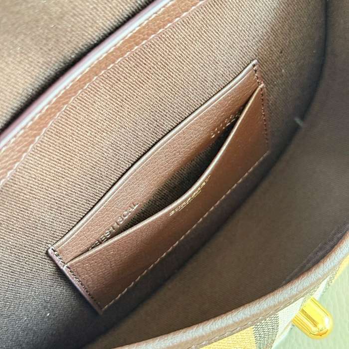 BURBERRY 2401 カーフスキン チェック 斜め掛けバッグ クラシックチェック 19x11cm サイズ:19x11cm