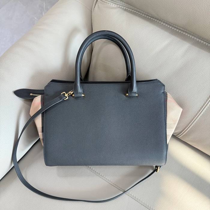 BURBERRY 4731 カーフレザー チェック 斜め掛けバッグ クラシックチェック 32x24x14cm サイズ:32x24x14cm