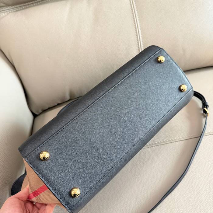 BURBERRY 4731 カーフレザー チェック 斜め掛けバッグ クラシックチェック 32x24x14cm サイズ:32x24x14cm