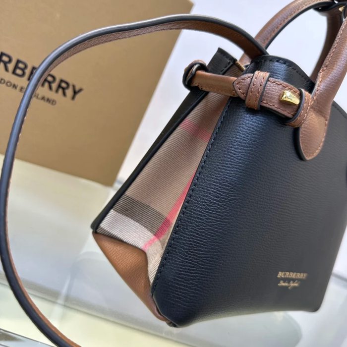 BURBERRY 7121 カーフレザー チェック 斜め掛けバッグ クラシックチェック 22x17x12cm サイズ:22x17x12cm