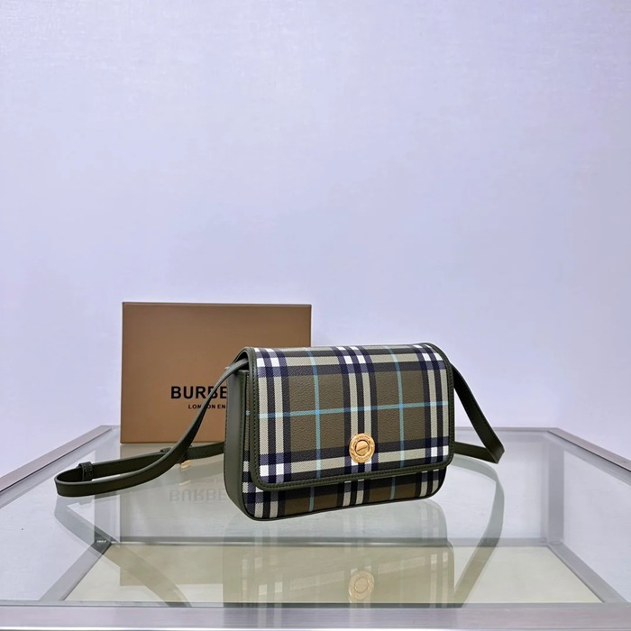 BURBERRY 421150 カーフスキン チェック 斜め掛けバッグ クラシックチェック 20x14cm サイズ:20x14cm