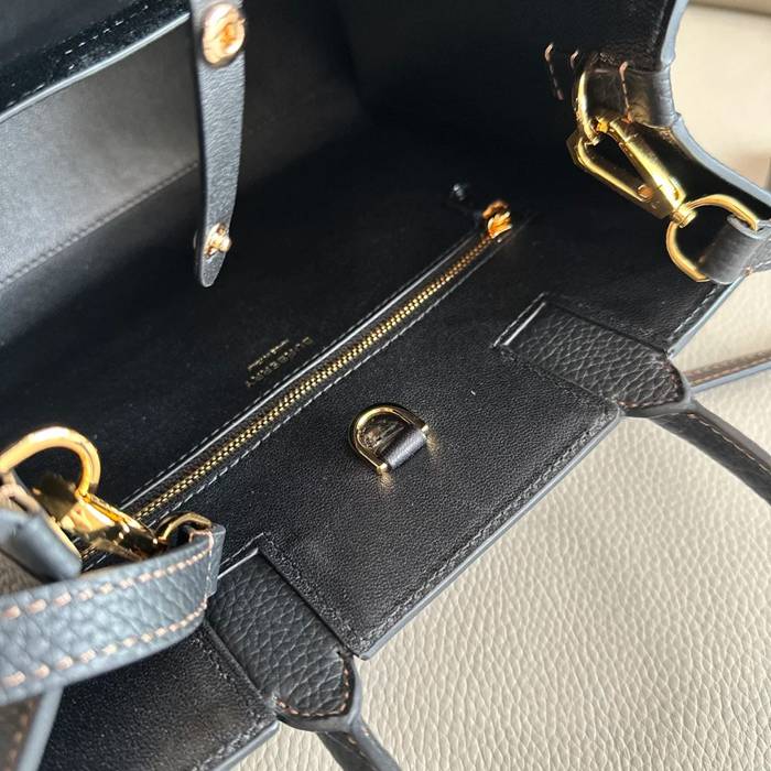 BURBERRY 0441 カーフスキン 斜め掛けバッグ TB 27x20x11cm サイズ:27x20x11cm