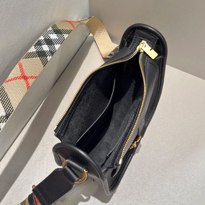 BURBERRY 6931 カーフスキン チェック 斜め掛けバッグ クラシックチェック 19x18cm サイズ:19x18cm