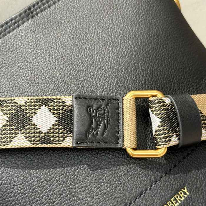 BURBERRY 59416 カーフスキン ベージュ 斜め掛けバッグ クラシックチェック 22x21cm サイズ:22x21cm