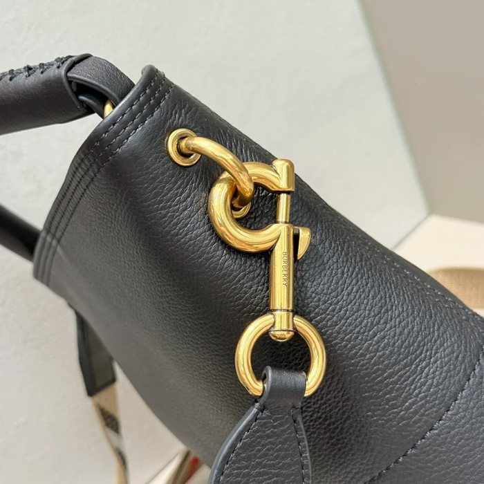 BURBERRY 59416 カーフスキン ベージュ 斜め掛けバッグ クラシックチェック 22x21cm サイズ:22x21cm