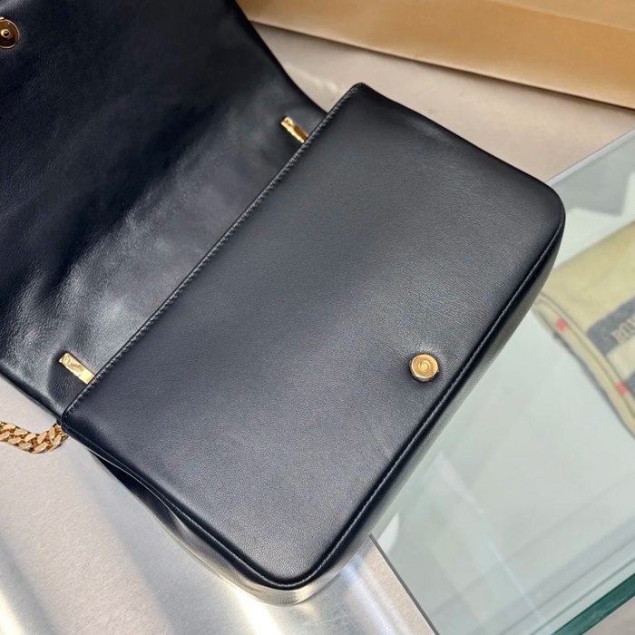 BURBERRY 5981 ラムレザー 斜め掛けバッグ TB 28x17cm サイズ:28x17cm