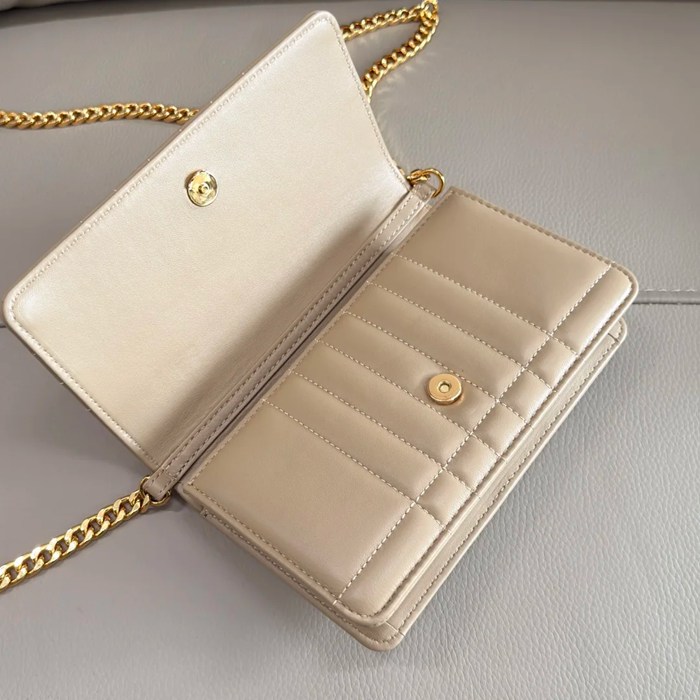 BURBERRY 1761 ラムレザー チェック 斜め掛けバッグ クラシックチェック 20x12cm サイズ:20x12cm