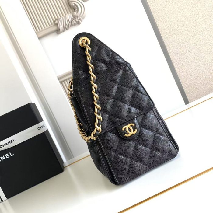 CHANEL 菱格紋 ブラック×ゴールド 脇下バッグ クラシック ヴィンテージ 30×26×14cm サイズ:30×26×14cm