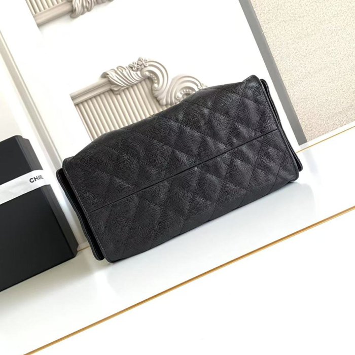 CHANEL 菱格紋 ブラック×ゴールド 脇下バッグ クラシック ヴィンテージ 30×26×14cm サイズ:30×26×14cm