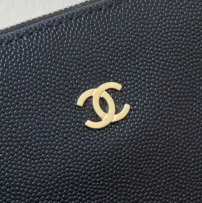 CHANEL カーフレザー ブラック×ゴールド クラシック ファッショナブル 37×35×7cm サイズ:37×35×7cm