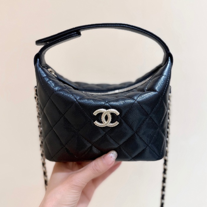 CHANEL カーフレザー 荔枝紋 ブラック×ゴールド 斜め掛けバッグ クラシック 21.5×19×7.5cm サイズ:21.5×19×7.5cm